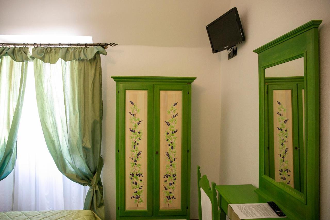 La Villetta Food & Drink Rooms For Rent - No Reception - L'Aquila Eksteriør billede